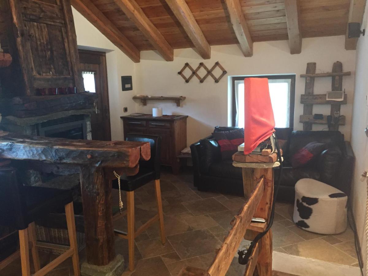 Chalet Gorret Cheneil Valtournenche Luaran gambar